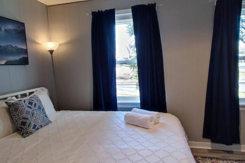 Perfect Combo Of Charm & Comfort- 2Bedroom Home Noblesville Luaran gambar