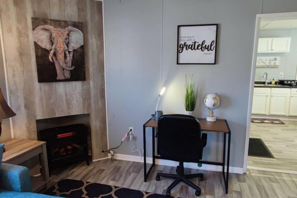 Perfect Combo Of Charm & Comfort- 2Bedroom Home Noblesville Luaran gambar